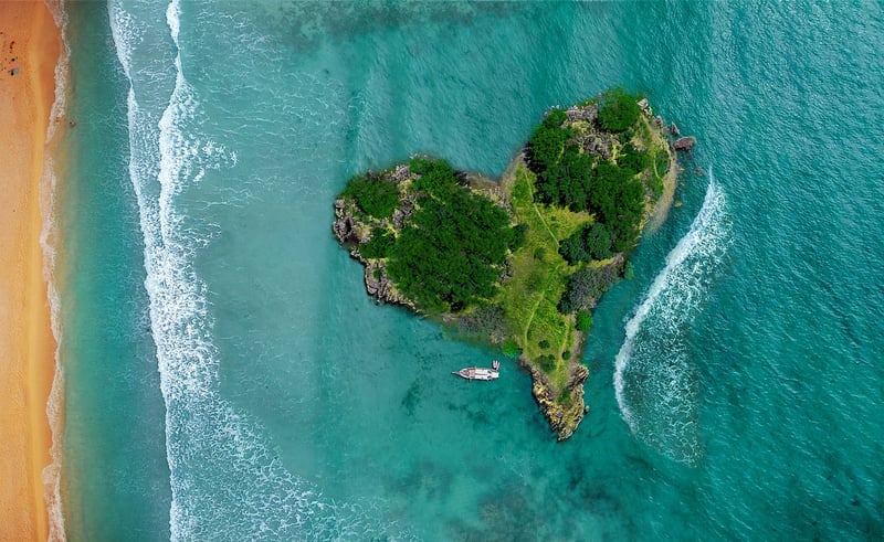 Couple enjoying tropical getaway